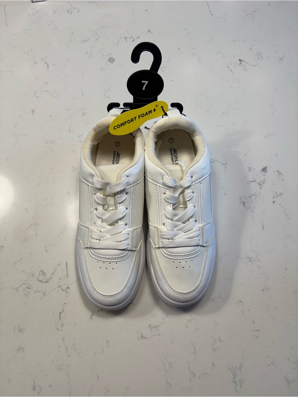 NWT Women’s White & Cream Thick Comfort Foam Sole Sneakers